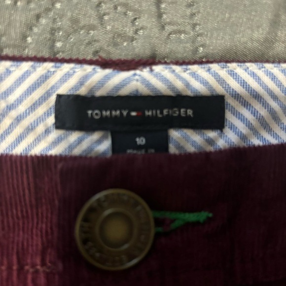 TOMMY HILFIGER STRETCH CORDUROY MINI SKIRT - Picture 3 of 3